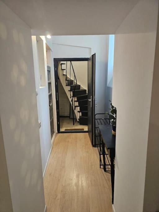 Heart Of City Center 4Br 2Bath 10 Pers Bukurešť Exteriér fotografie