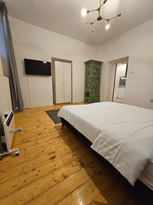 Heart Of City Center 4Br 2Bath 10 Pers Bukurešť Exteriér fotografie